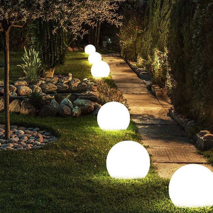 Waterproof Solar Sphere Light – Dusk Sensor