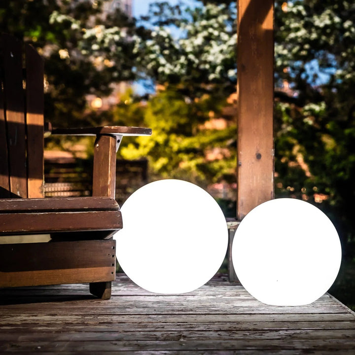 Waterproof Solar Sphere Light – Dusk Sensor